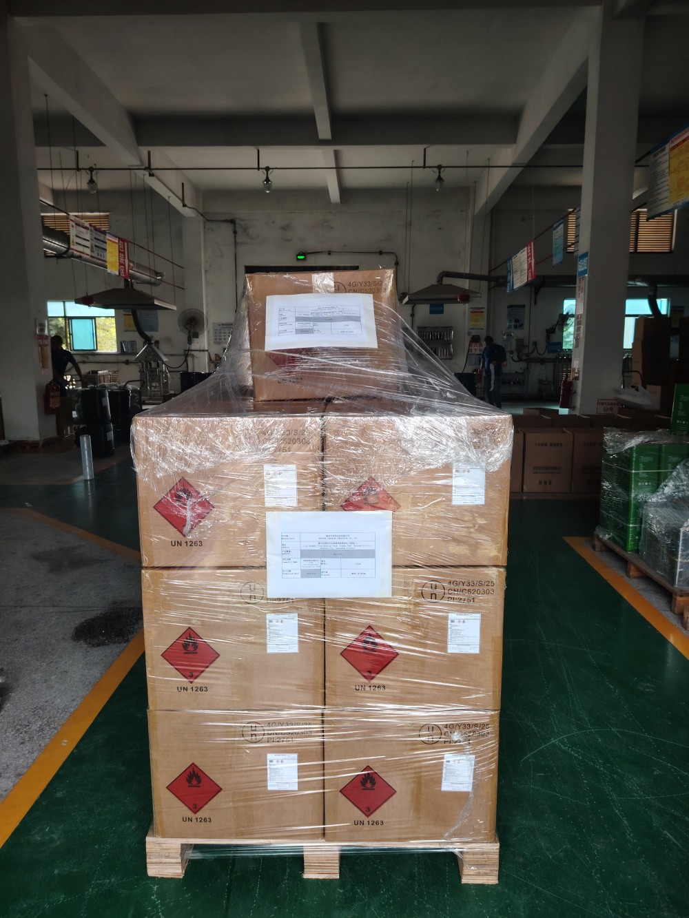化工危险品出口包装纸箱待查验